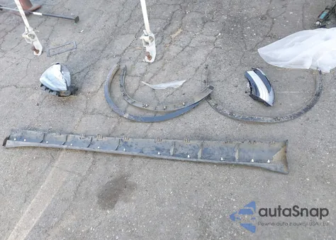 2021 Tesla Model Y Long Range Dual Motor All-Wheel Drive from USA, damaged, VIN 5YJYGAEEXMF158832